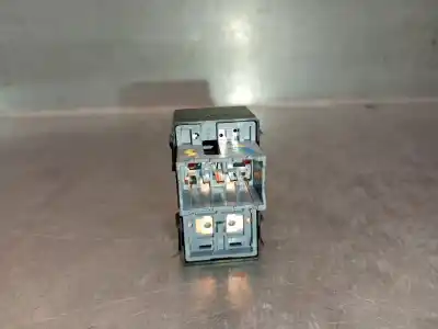 Автозапчасти б/у управление задними правыми стеклами за hyundai i20 iii (bc3, bi3) 1.0 t-gdi hybrid 48v ссылки oem iam 93581q00000  93581q00004x