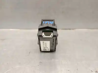 Автозапчастина б/у управління склами задніх правіх для mazda 3 fastback (bp) 2.0 skyactiv-g m hybrid посилання на oem iam bdgf66370  