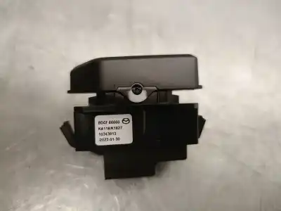 Second-hand car spare part switch for mazda 3 fastback (bp) 2.0 skyactiv-g m hybrid oem iam references bdgf66660  