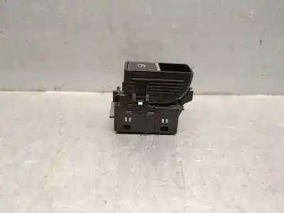 Peça sobressalente para automóvel em segunda mão botão / interruptor elevador vidro traseiro esquerdo por mazda 3 fastback (bp) 2.0 skyactiv-g m hybrid referências oem iam bdgf66370  