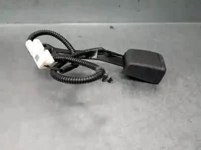 Автозапчасти б/у левый передний крюк ремня за hyundai i20 iii (bc3, bi3) 1.0 t-gdi hybrid 48v ссылки oem iam 88830q0000nnb  88830q0000nnb