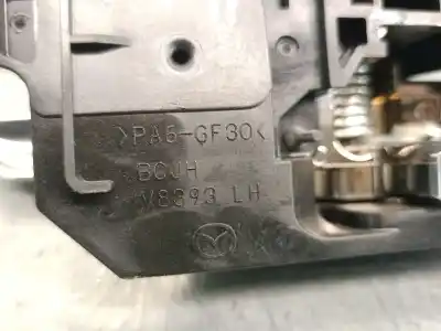 Автозапчасти б/у левая задняя внутренняя ручка за mazda 3 fastback (bp) 2.0 skyactiv-g m hybrid ссылки oem iam bcjhv8393  