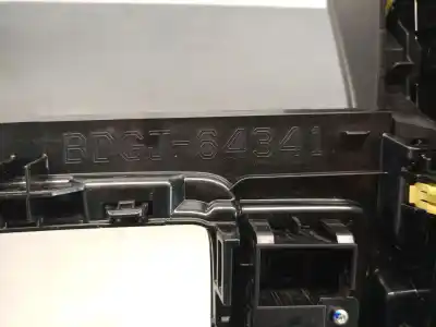 Peça sobressalente para automóvel em segunda mão consola central por mazda 3 fastback (bp) 2.0 skyactiv-g m hybrid referências oem iam bdgj64341  