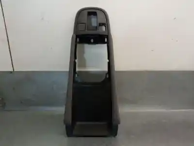 Pezzo di ricambio per auto di seconda mano CONSOLE CENTRALE per HONDA JAZZ V (GR_) 1.5 EHEV (GR3, GR6) Riferimenti OEM IAM 83430TZAJ0  