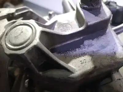 Pezzo di ricambio per auto di seconda mano riduttore per opel corsa d (s07) 1.4 (l08 l68) riferimenti oem iam f13c374 b27932f13c374 700871