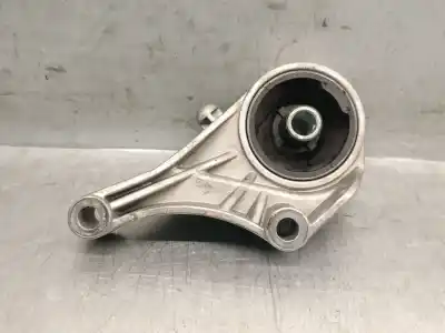 Recambio de automóvil de segunda mano de SOPORTE MOTOR para OPEL CORSA D (S07) 1.4 (L08 L68) referencias OEM IAM 24416545  