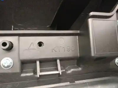 Автозапчасти б/у аэрационная решетка за mazda 3 fastback (bp) 2.0 skyactiv-g m hybrid ссылки oem iam bdgf60375  