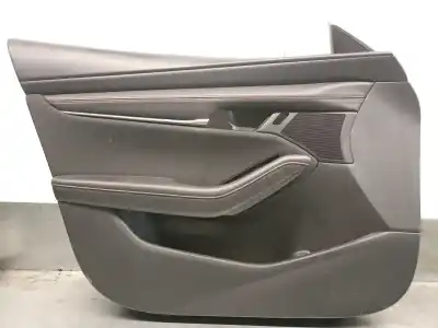 Автозапчастина б/у оббірка передніх дверей ліва для mazda 3 fastback (bp) 2.0 skyactiv-g m hybrid посилання на oem iam bcjh6846z