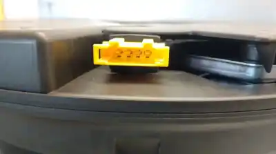 Peça sobressalente para automóvel em segunda mão colunas de som por seat leon (5f1) 1.5 tgi referências oem iam 6c0035621  6c0035621