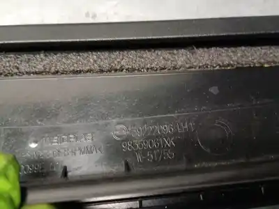 Автозапчастина б/у молдинг для opel corsa f 1.2 (68) посилання на oem iam 39222096  39222096