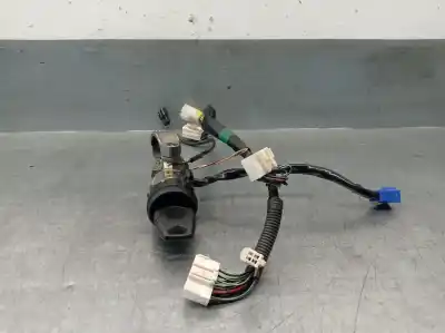 Pezzo di ricambio per auto di seconda mano  per SUBARU FORESTER S10 (SF)  Riferimenti OEM IAM 88213FC000  88213FC000