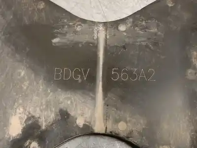 Автозапчасти б/у защитная крышка за mazda 3 fastback (bp) 2.0 skyactiv-g m hybrid ссылки oem iam bdgv563a2  