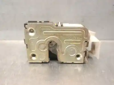 Second-hand car spare part rear left door lock for renault clio ii fase i (b/cbo) 1.2 oem iam references 825031992r  825031992r