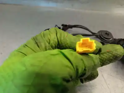 Автозапчасти б/у крюк для ремня передний правый за smart forfour fastback (453) 0.9 (453.044, 453.053) ссылки oem iam a4538603185  a4538603185