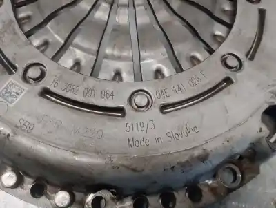 Автозапчасти б/у комплект сцепления за seat leon (5f1) 1.5 tgi ссылки oem iam 04e141031m  04e141031c