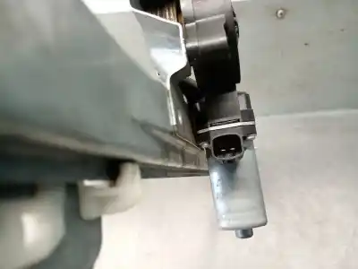 Second-hand car spare part passenger side right window regulator for dacia dokker 1.6 cat (bivalent. gasolina / gpl) oem iam references 807209071r  807209071r