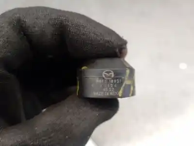 Peça sobressalente para automóvel em segunda mão sensor por mazda 3 fastback (bp) 2.0 skyactiv-g m hybrid referências oem iam p31e18921  