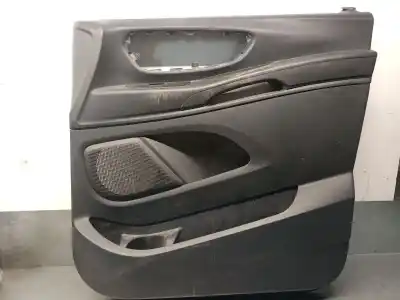 Peça sobressalente para automóvel em segunda mão FORRA / REVESTIMENTO DA PORTA DIANTEIRA DIREITA por MERCEDES-BENZ VITO FURGÓN (W447) 114 CDI 4X4 (447.601, 447.603, 447.605) Referências OEM IAM A4477207202  