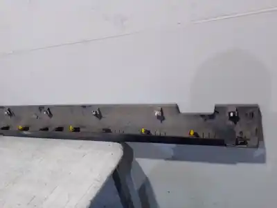 Автозапчастина б/у бічна сподниця для kia stonic (yb) 1.0 t-gdi посилання на oem iam 87752h8400  87752h8400