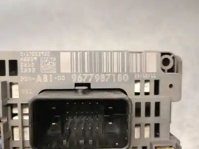 Автозапчасти б/у блок реле/предохранителей за citroen c4 lim. collection ссылки oem iam 9677987180  