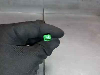 Автозапчасти б/у левый передний крюк ремня за volvo xc40 (536) recharge ссылки oem iam 31462806  231008 Автозапчасти б/у левый передний крюк ремня за volvo xc40 (536) recharge ссылки oem iam 31462806  231008