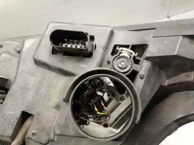 Автозапчасти б/у правая фара за ford b-max (jk) 1.6 tdci ссылки oem iam av1113w029ce  2024118