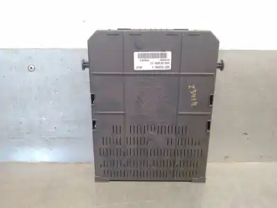 Second-hand car spare part fuse box unit for peugeot 308 sw i (4e_, 4h_) 1.6 16v oem iam references 966405908001  