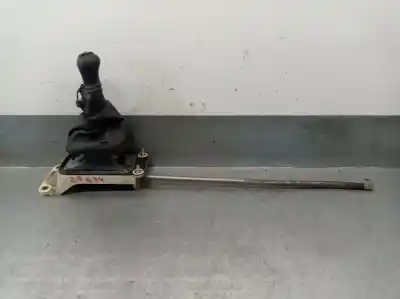 Peça sobressalente para automóvel em segunda mão alavanca de velocidades por seat toledo ii (1m2) 1.6 16v referências oem iam 1j0711025g Peça sobressalente para automóvel em segunda mão alavanca de velocidades por seat toledo ii (1m2) 1.6 16v referências oem iam 1j0711025g