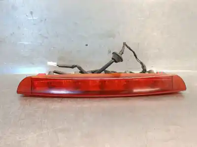 Second-hand car spare part central brake light for ssangyong rodius 2.7 turbodiesel cat oem iam references 8380021010