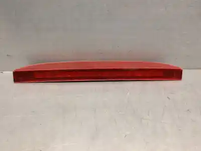 Peça sobressalente para automóvel em segunda mão farolim de travão central por renault clio ii fase i (b/cbo) 1.9 d alize referências oem iam 7700410753