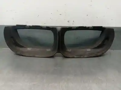Peça sobressalente para automóvel em segunda mão molduras frontais por bmw serie 1 berlina (e81/e87) 2.0 turbodiesel cat referências oem iam 51747189263