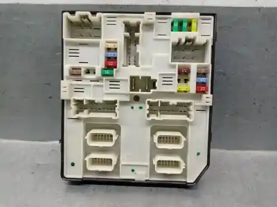 Автозапчасти б/у блок реле/предохранителей за renault grand scénic iii (jz0/1_) 1.6 dci (jz00, jz12) ссылки oem iam 284b62069r 2017669483 