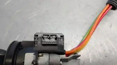 Peça sobressalente para automóvel em segunda mão comutador de ignição por renault scenic (ja..) 1.6 16v authentique (ja0b/11) referências oem iam 7700425327  7700425327