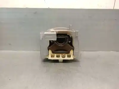 Автозапчасти б/у правая опора двигателя за skoda scala (nw1) 1.0 tsi ссылки oem iam 2q0199262bj