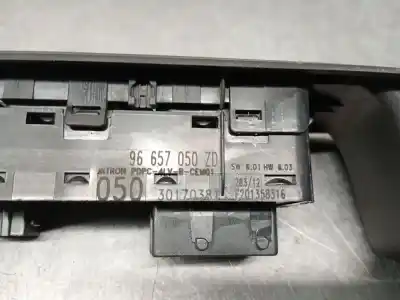 Автозапчастина б/у передні вікний вмикач для citroen c4 lim. 1.6 16v посилання на oem iam 96657050zd  6490jt