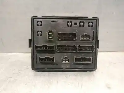 Second-hand car spare part fuse box unit for ssangyong rodius i 2.7 xdi oem iam references a105ed  