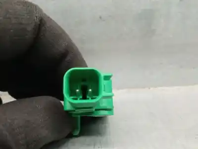 Peça sobressalente para automóvel em segunda mão sensor por volvo s80 ii (124) t6 awd referências oem iam 31264409  31264409