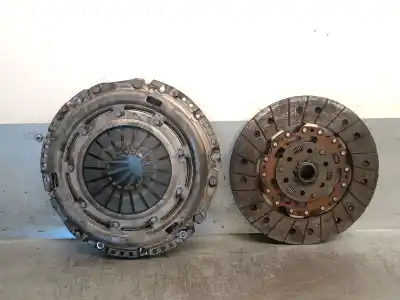Second-hand car spare part Clutch Kit for SEAT LEON (1M1) 1.9 TDI OEM IAM references 038198141BX 1878005146 SACHS 038198141BX