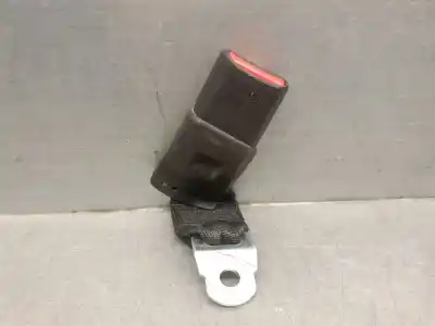 Автозапчасти б/у левый задний крюк ремня за MAZDA 2 LIM. (DE) 1.5 16V CAT ссылки OEM IAM T86232B  DF7157740D00