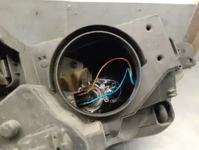 Second-hand car spare part left headlight for citroen c4 picasso ii 1.6 bluehdi 120 oem iam references 9677217380  9677217380 Second-hand car spare part left headlight for citroen c4 picasso ii 1.6 bluehdi 120 oem iam references 9677217380  9677217380