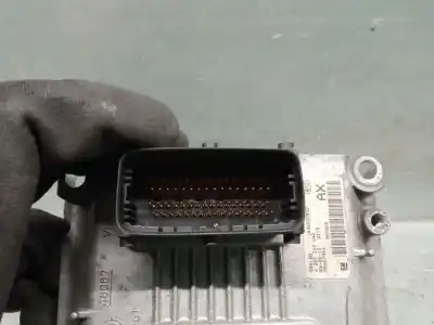 Peça sobressalente para automóvel em segunda mão centralina de motor uce por opel corsa d (s07) 1.2 (l08 l68) referências oem iam 55557933 0261208640 1039s32635