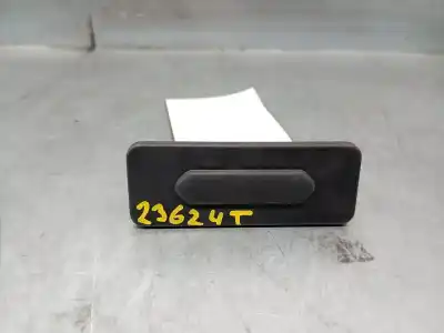 Second-hand car spare part tailgate back door handle for renault clio v (b7_) 1.6 e-tech 140 (b7mu) oem iam references 906069264r