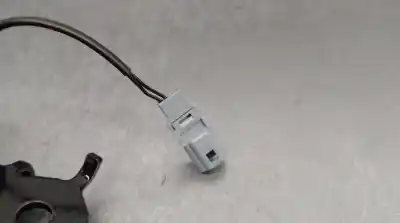 Автозапчасти б/у крюк для ремня задний правый за renault clio v (b7_) 1.6 e-tech 140 (b7mu) ссылки oem iam 878164878r  878164678r