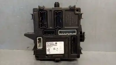 Second-hand car spare part fuse box unit for renault clio v (b7_) 1.6 e-tech 140 (b7mu) oem iam references 284b23892r