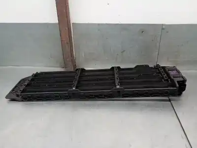 İkinci el araba yedek parçası ön radyatör izgarasi için renault clio v (b7_) 1.6 e-tech 140 (b7mu) oem iam referansları 214f68290r  214f68290r