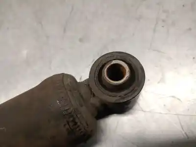 Автозапчастина б/у правий задній амортизатор для ssangyong rodius 2.7 turbodiesel cat посилання на oem iam 4531021100  4530121101