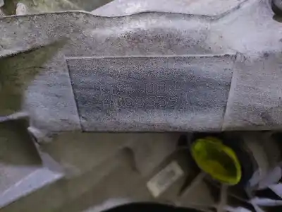 Автозапчастина б/у коробка передач для renault grand scénic iii (jz0/1_) 1.9 dci посилання на oem iam nd4004 a008559 8200939575