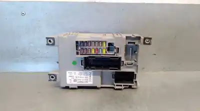 Peça sobressalente para automóvel em segunda mão caixa de fusíveis e relés por ford ka (ru8) 1.3 tdci referências oem iam 00517935210
