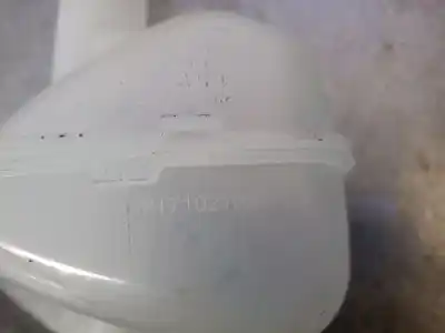 Second-hand car spare part coolant expansion tank for renault clio v (b7_) 1.6 e-tech 140 (b7mu) oem iam references 217102102r  217102102r