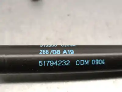 Second-hand car spare part tailgate gas strut for ford ka (ru8) 1.3 tdci oem iam references 51794232  1542413